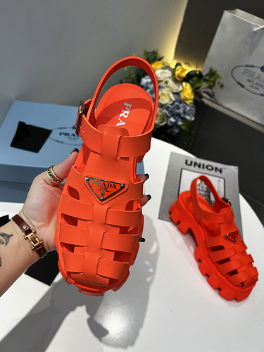 Prada 2022 The latest spring and summer sawnooth Roman woven thick-soled rubber sandals 35-40_-aa4e645e